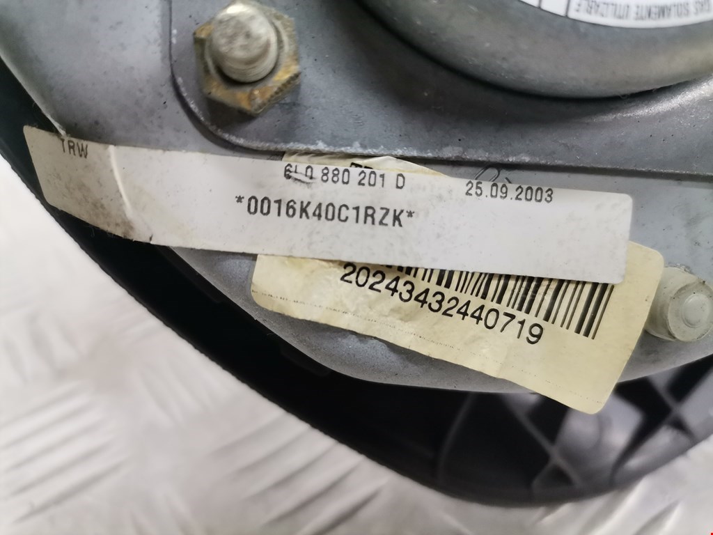 Подушка безопасности в рулевое колесо SEAT Ibiza 2002-2008