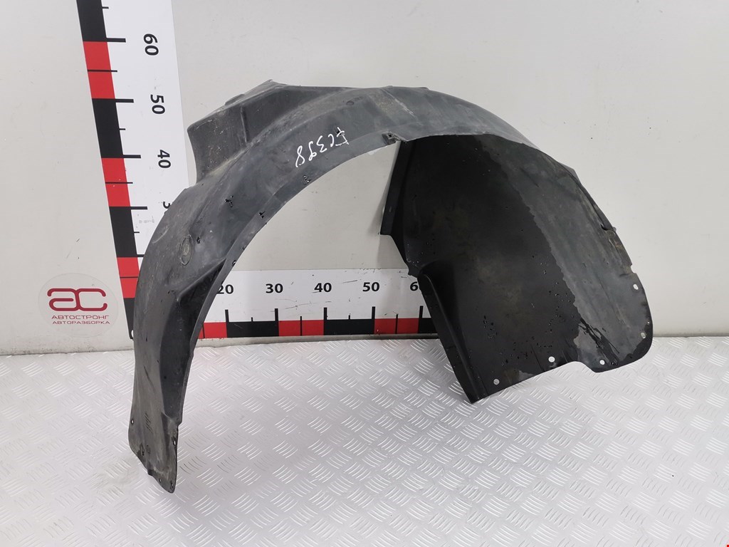 Локер (подкрылок) передний правый AUDI A6 C5 1997-2004