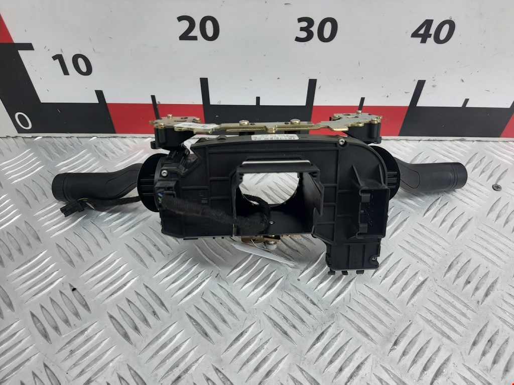 Переключатель стеклоочистителя VOLKSWAGEN Phaeton 2002-2016