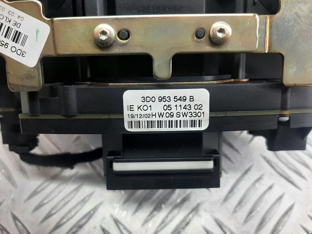 Переключатель стеклоочистителя VOLKSWAGEN Phaeton 2002-2016