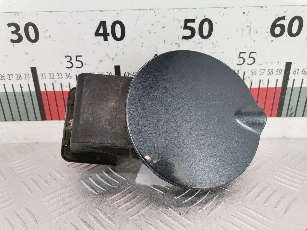 Лючок бензобака CHRYSLER Voyager IV RG 2001-2007