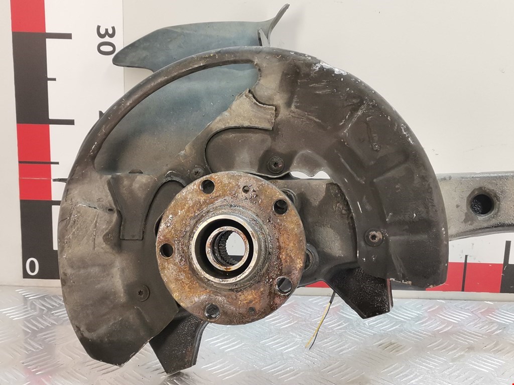 Ступица передняя левая VOLKSWAGEN Phaeton 2002-2016