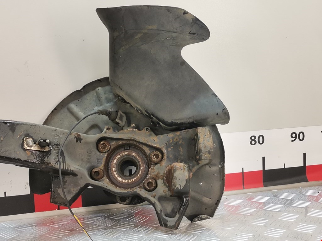 Ступица передняя левая VOLKSWAGEN Phaeton 2002-2016