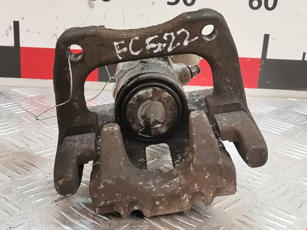 Суппорт задний правый AUDI A3 8P 2003-2013