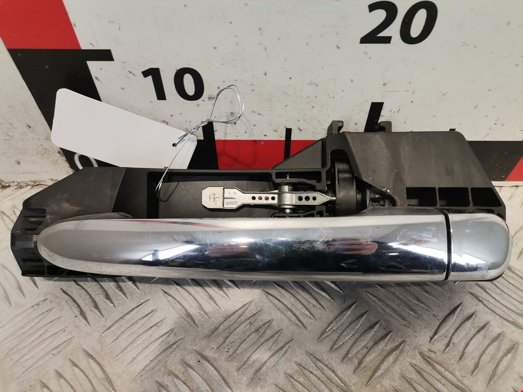 Ручка двери передней наружная правая LANCIA Delta III (844) 2008-2014