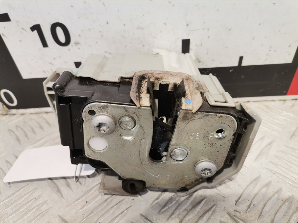 Замок двери передней правой LANCIA Delta III (844) 2008-2014