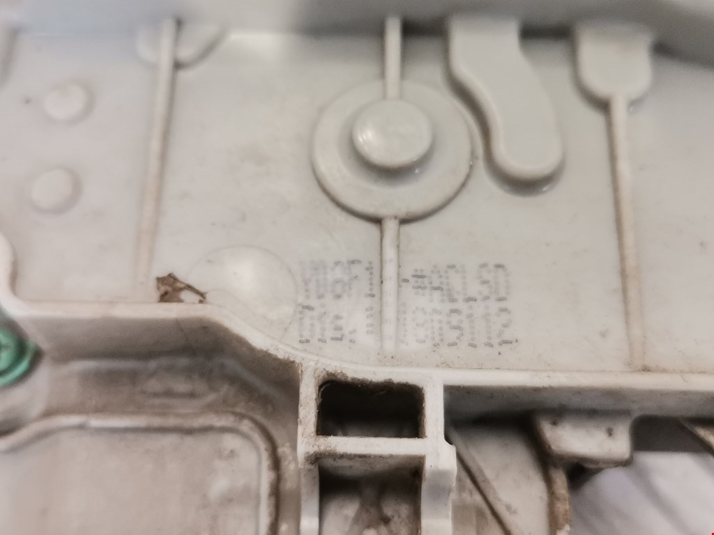 Замок двери передней правой LANCIA Delta III (844) 2008-2014