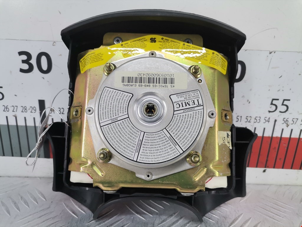 Подушка безопасности в рулевое колесо VOLKSWAGEN Passat B4 1993-1997