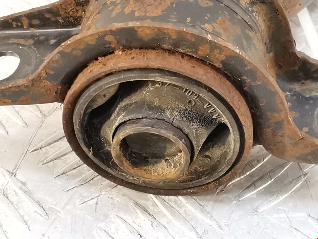 Рычаг передний правый FORD Focus I 1998-2005