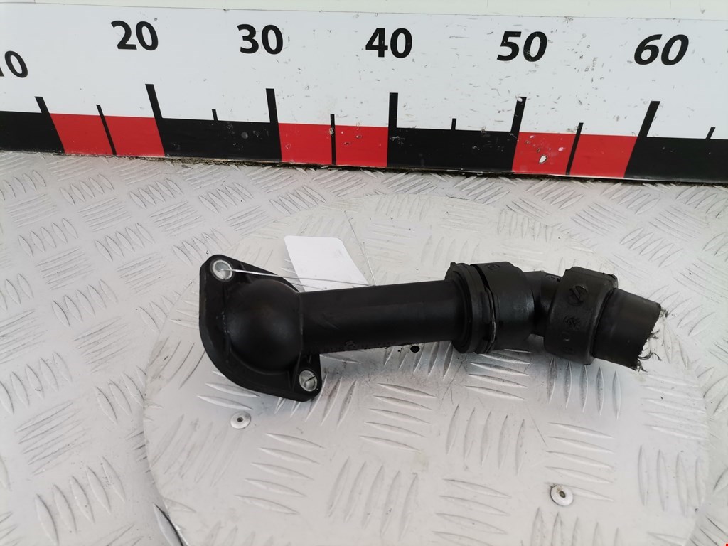 Корпус термостата VOLKSWAGEN Passat B5 1997-2005