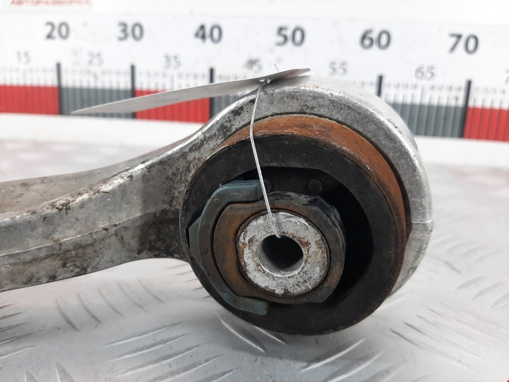 Рычаг передний правый AUDI A4 B6 2001-2005