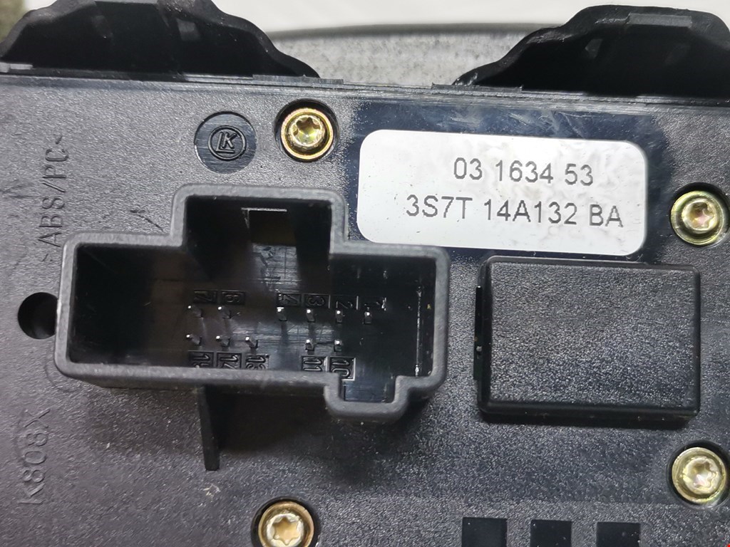 Блок управления стеклоподъемниками FORD Mondeo III 2000-2007