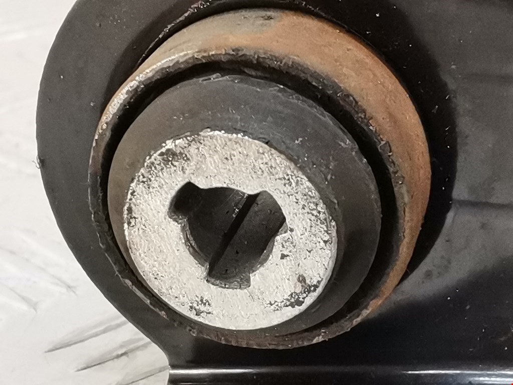 Рычаг передний правый RENAULT Kangoo 1997-2008