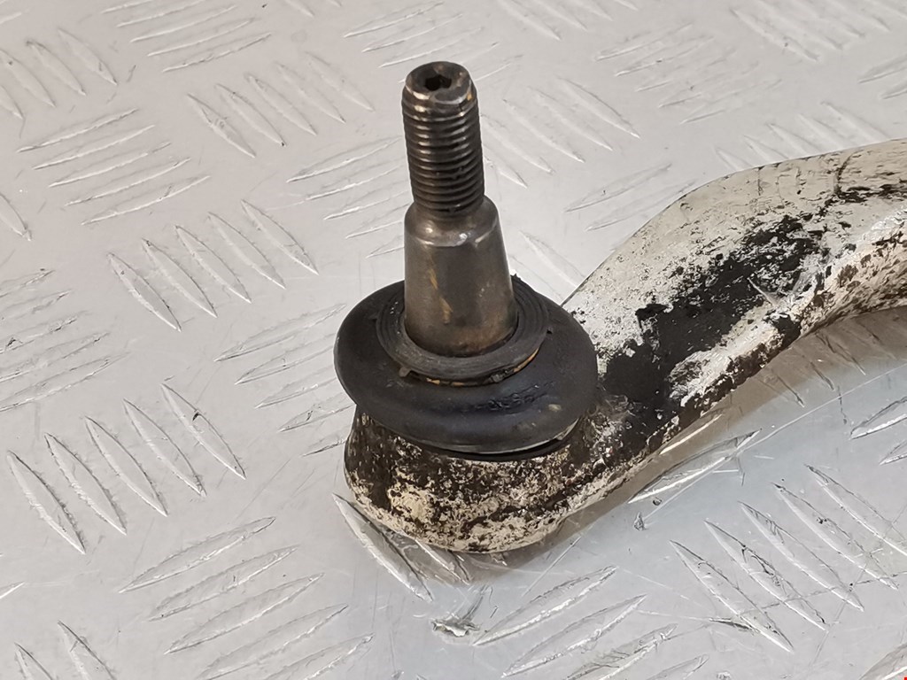 Рычаг передний правый AUDI A4 B5 1995-2001