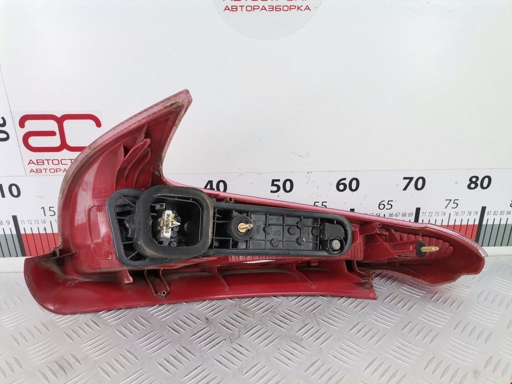 Фонарь задний правый PEUGEOT 206 1998-2012