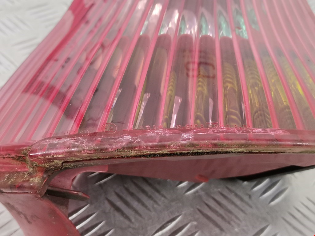 Фонарь задний правый PEUGEOT 206 1998-2012