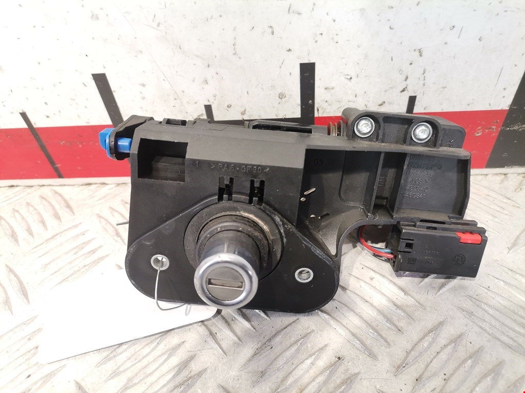 Ручка двери багажника наружная OPEL Meriva A 2003-2010