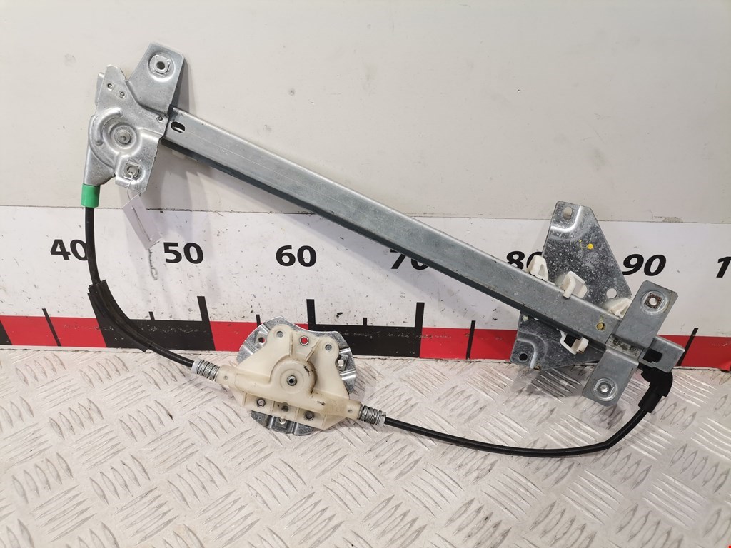 Стеклоподъемник задний правый MITSUBISHI Carisma 1995-1999