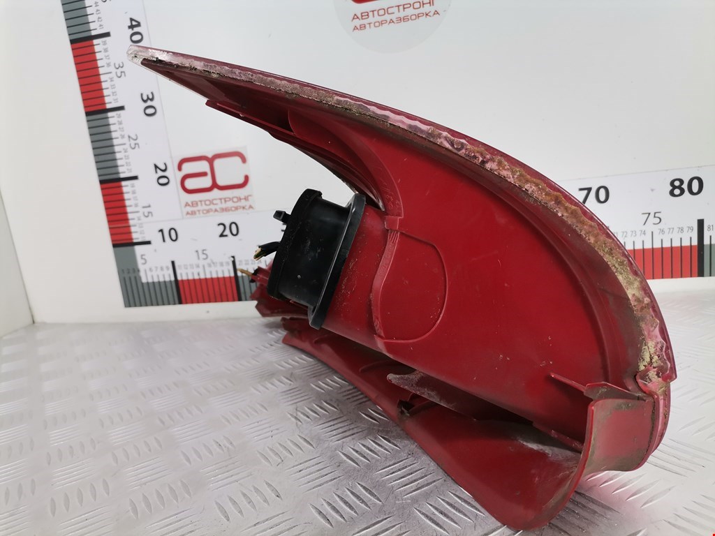 Фонарь задний левый PEUGEOT 206 1998-2012