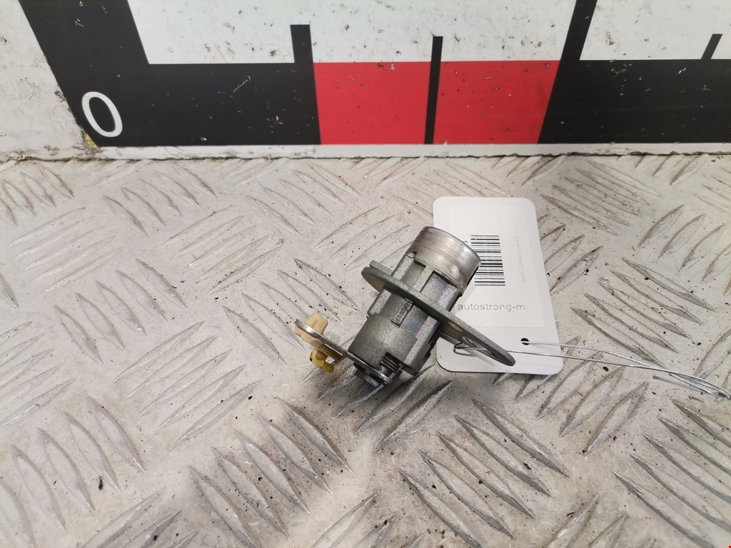 Вставка замка багажника KIA Picanto 2004-2011