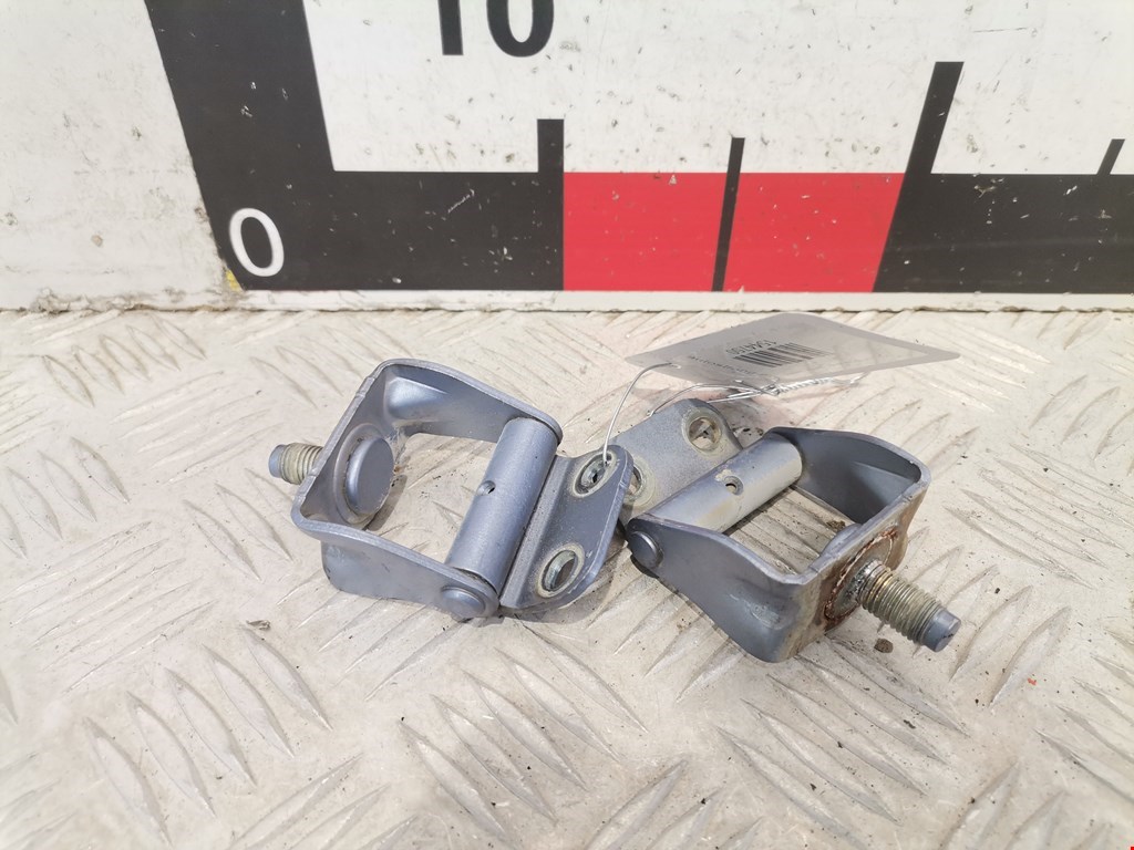 Петля крышки (двери) багажника Kia Picanto 1 (2004-2011)