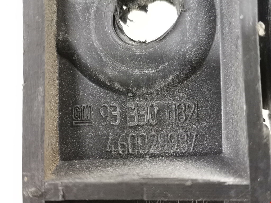 Кронштейн заднего бампера левый правый OPEL Meriva A 2003-2010