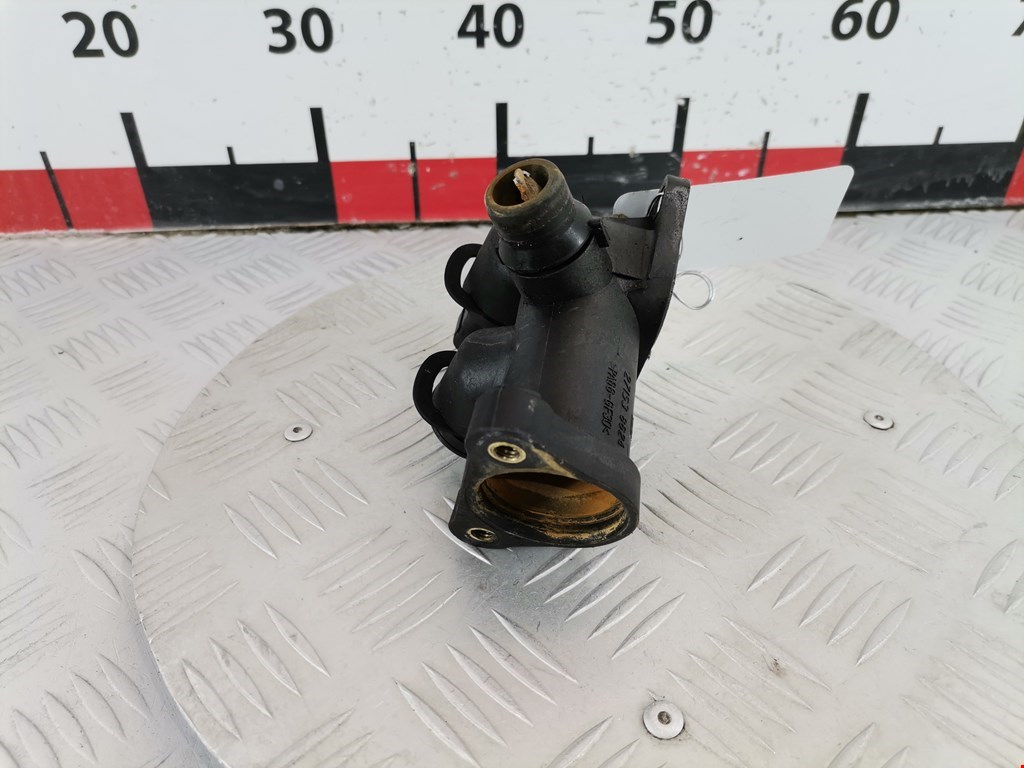 Тройник системы охлаждения AUDI A4 B5 1995-2001