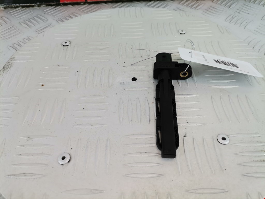 Датчик положения коленвала BMW 1er E81\E87 2004-2011