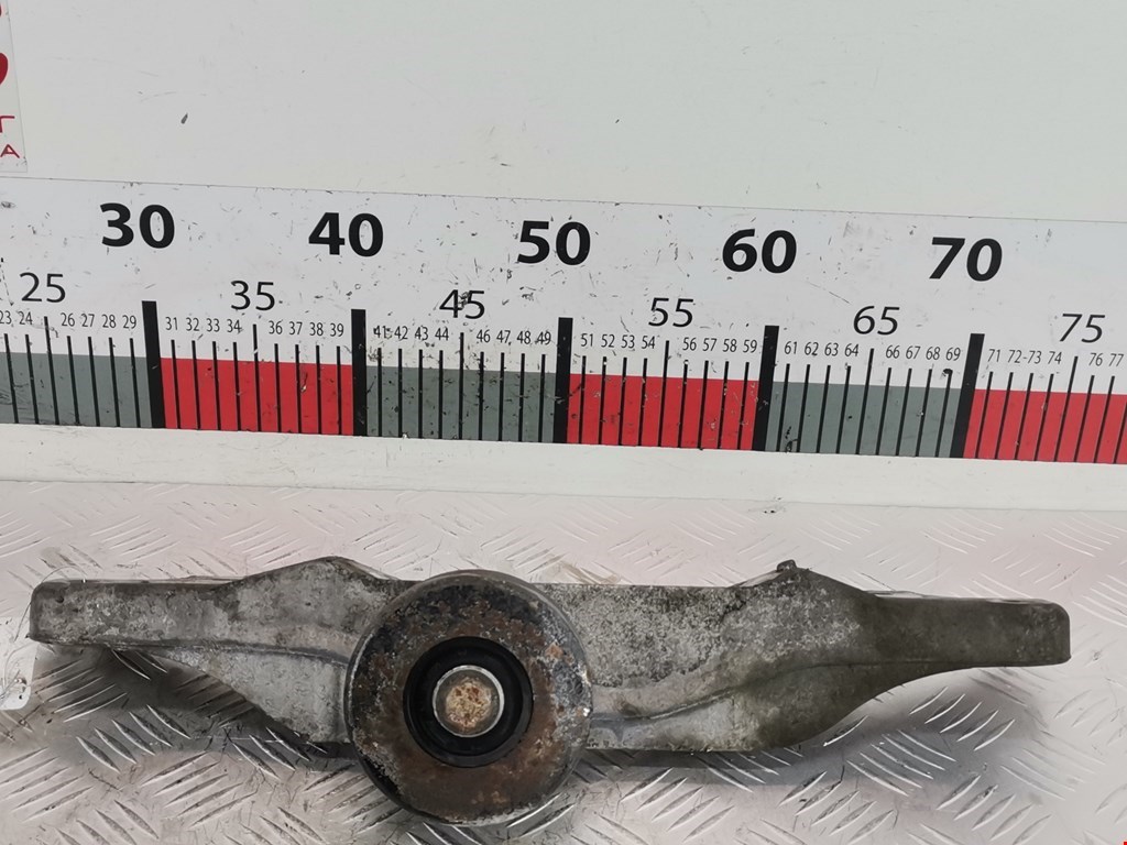 Кронштейн (крепление лапа траверса) кпп BMW 5-Series (E39) (1995-2004)