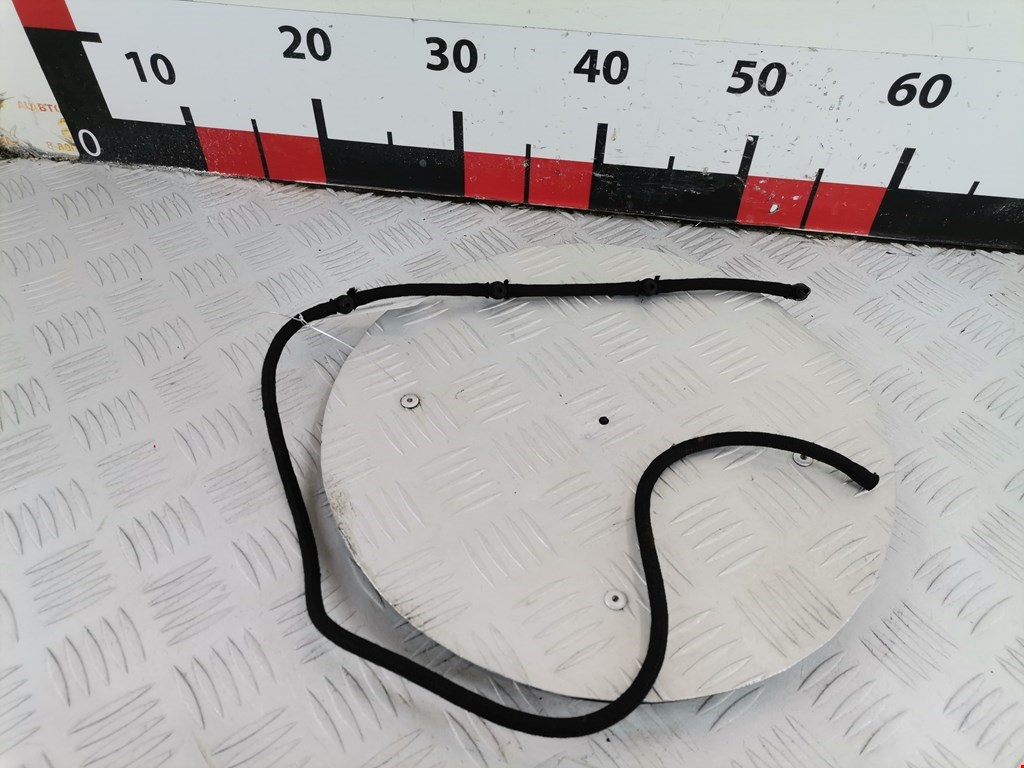 Трубка топливная BMW 1er E81\E87 2004-2011