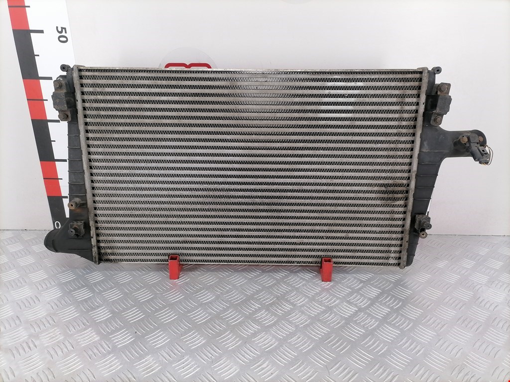 Интеркулер (радиатор интеркулера) AUDI A6 C5 1997-2004