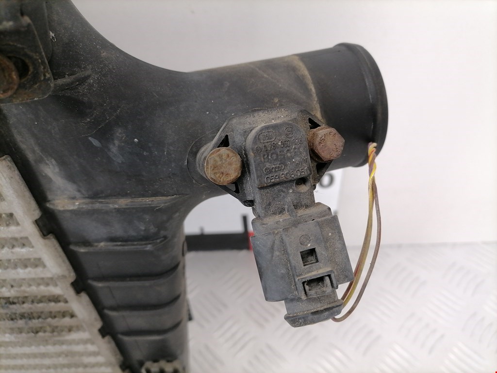 Интеркулер (радиатор интеркулера) AUDI A6 C5 1997-2004