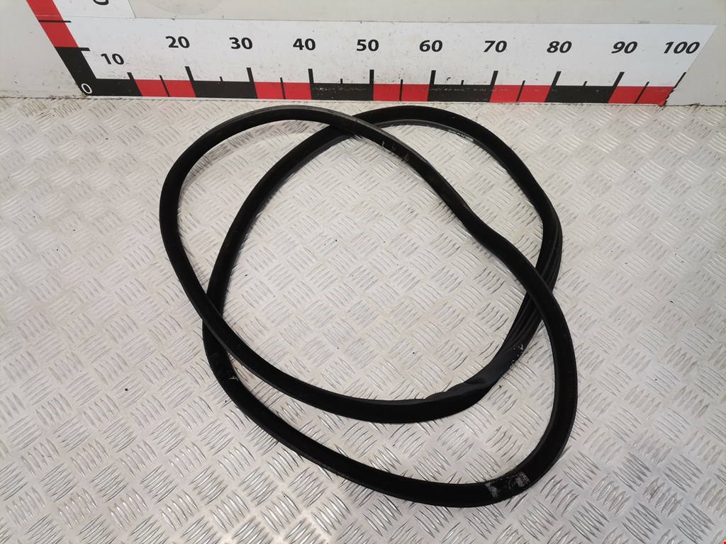 Уплотнитель двери BMW 5er 5 серия F10/F11/F07 2009-2017