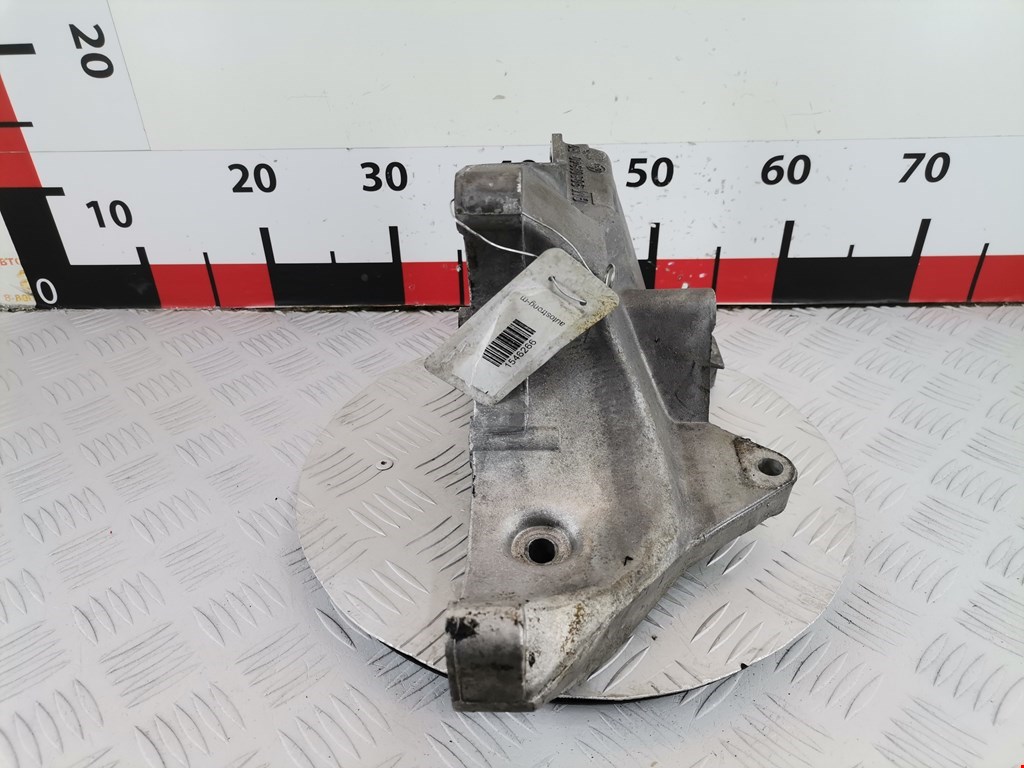 Кронштейн генератора OPEL Omega B 1994-2004