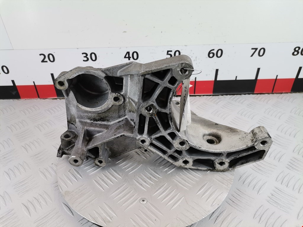 Кронштейн генератора OPEL Omega B 1994-2004