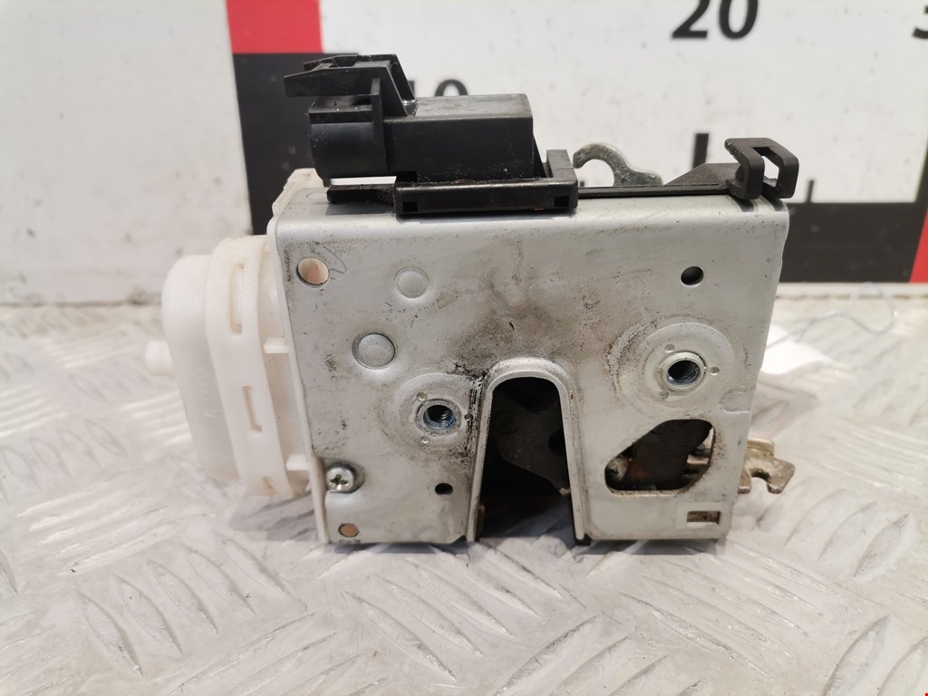 Замок двери передней правой AUDI A3 8L 1996-2003