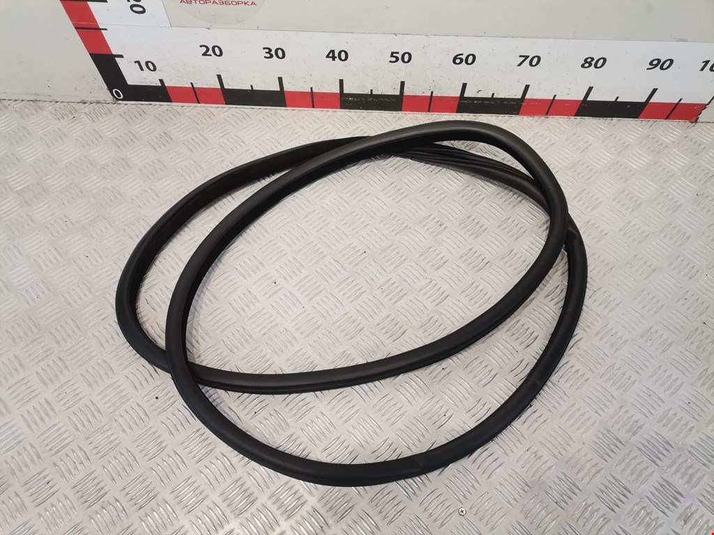 Уплотнитель двери BMW 5er 5 серия F10/F11/F07 2009-2017