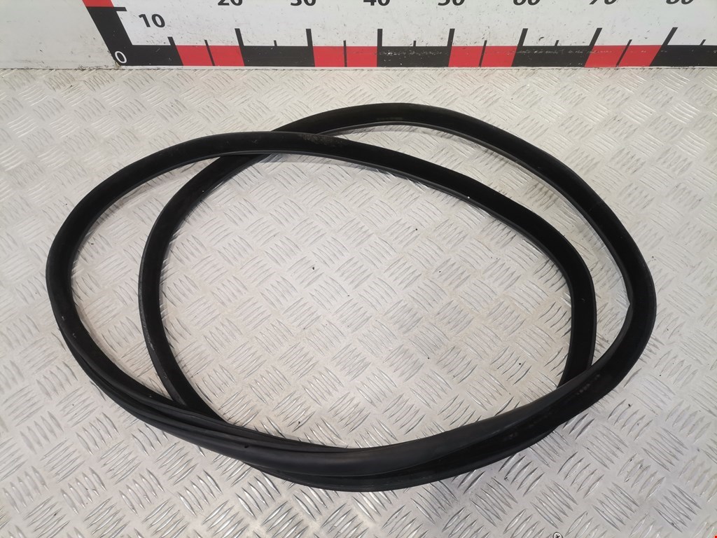 Уплотнитель двери BMW 5er 5 серия F10/F11/F07 2009-2017