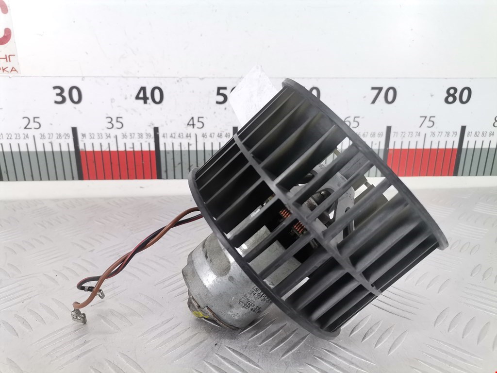 Моторчик (мотор) отопителя салона OPEL Corsa B 1993-2000