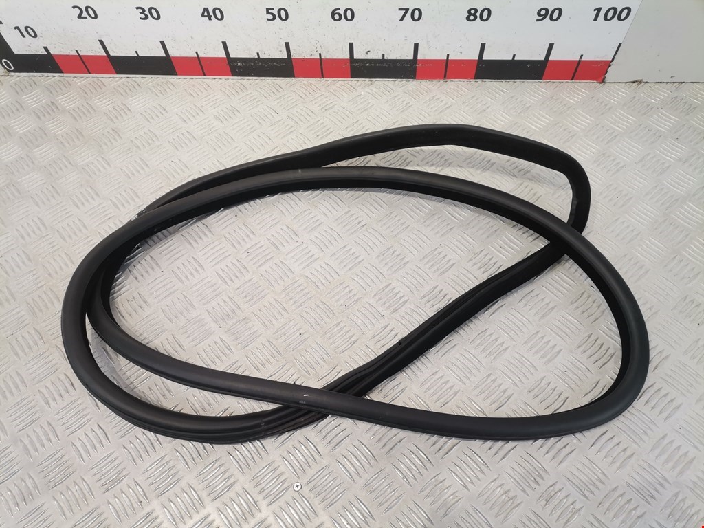 Уплотнитель двери BMW 5er 5 серия F10/F11/F07 2009-2017