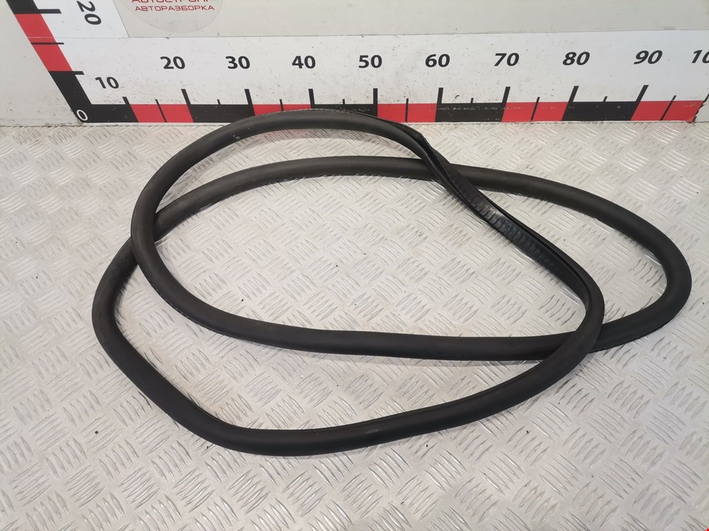 Уплотнитель двери BMW 7er 7 серия F01/F02/F04 2008-2015