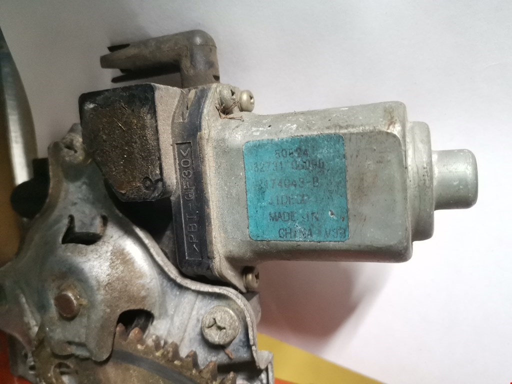 Стеклоподъемник задний левый INFINITI FX/ QX70 2002-2008