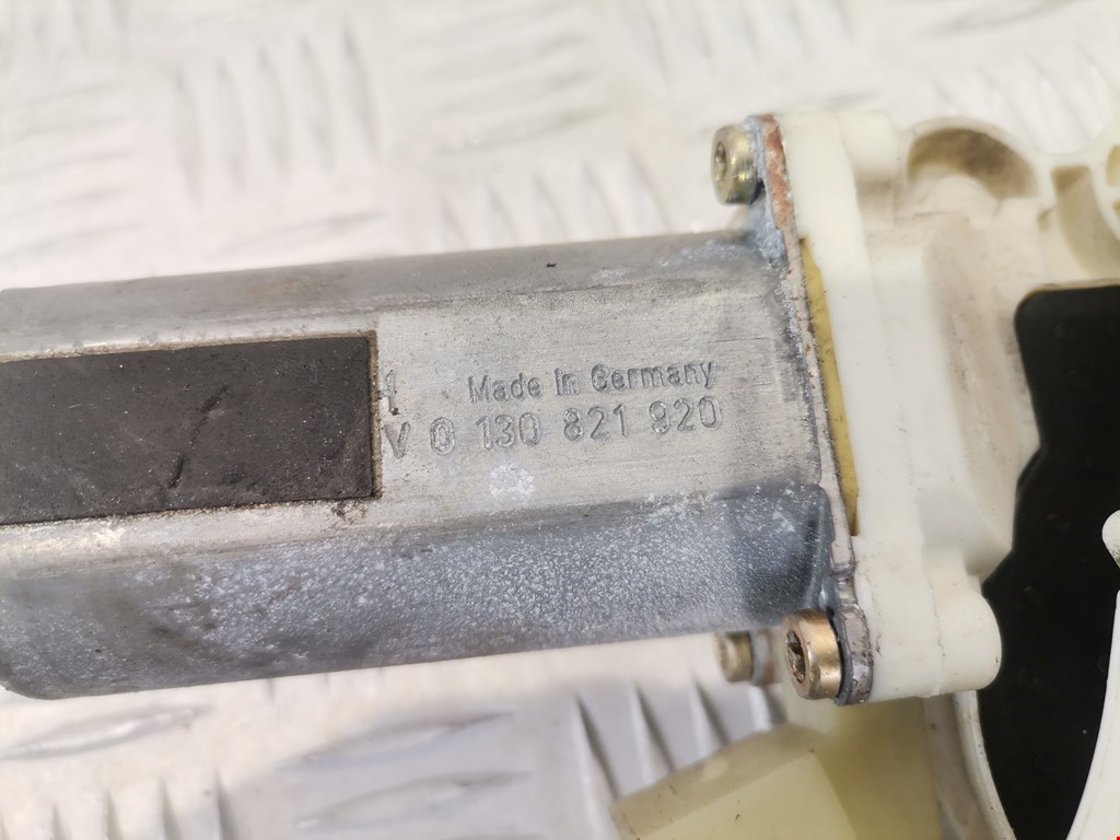 Стеклоподъемник передний правый MERCEDES-BENZ CLK-Class W209 2002-2009