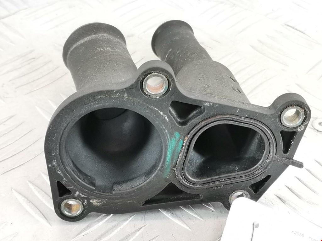 Корпус термостата FORD Fusion 2002-2012