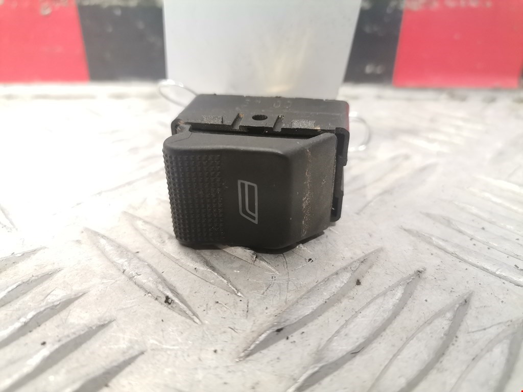 Кнопка стеклоподъемника AUDI A8 D2 1994-2002