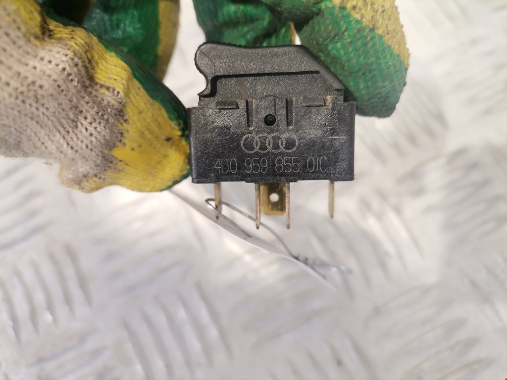 Кнопка стеклоподъемника AUDI A8 D2 1994-2002