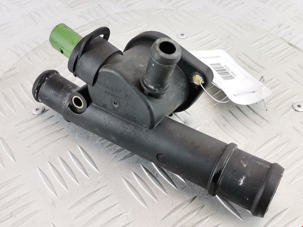 Тройник системы охлаждения VOLKSWAGEN Caddy II 1995-2004