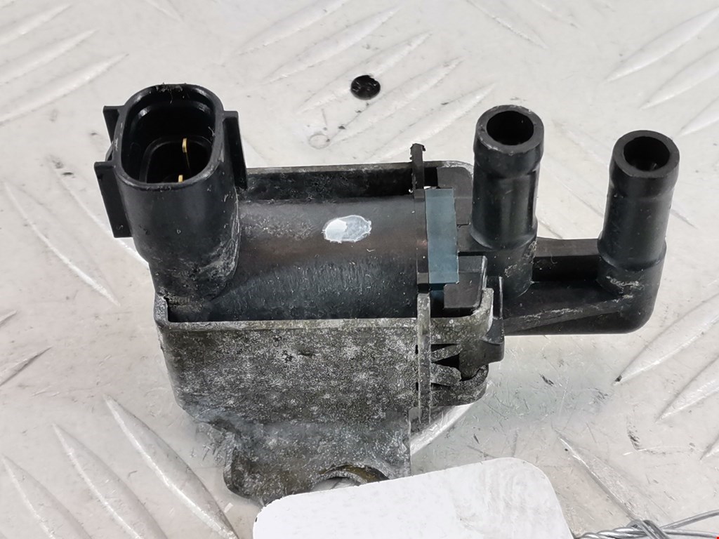 Клапан воздушного фильтра Ford Fusion (2002-2012)