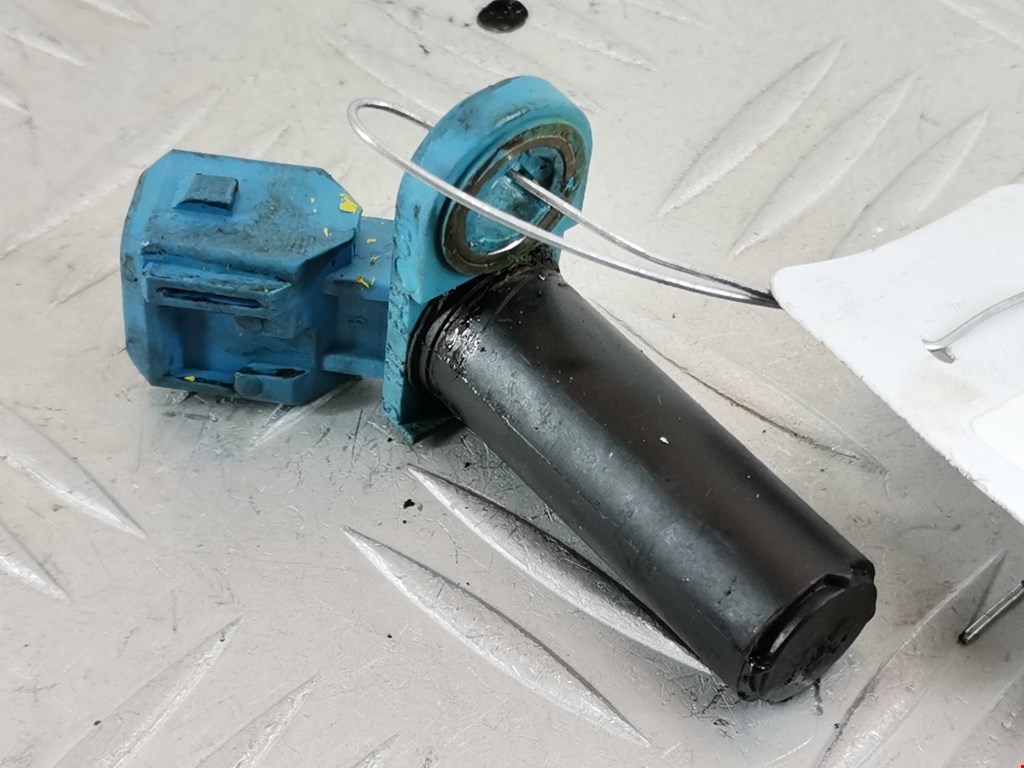 Датчик положения коленвала FORD Fiesta 2001-2008