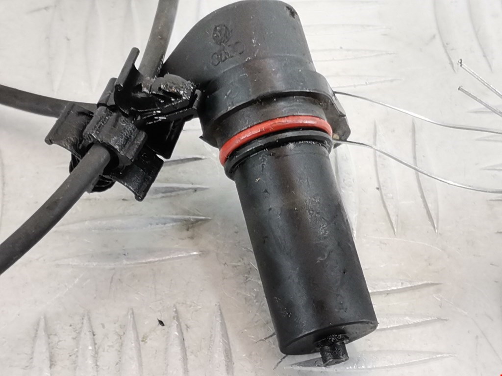 Датчик положения коленвала VOLKSWAGEN Caddy II 1995-2004